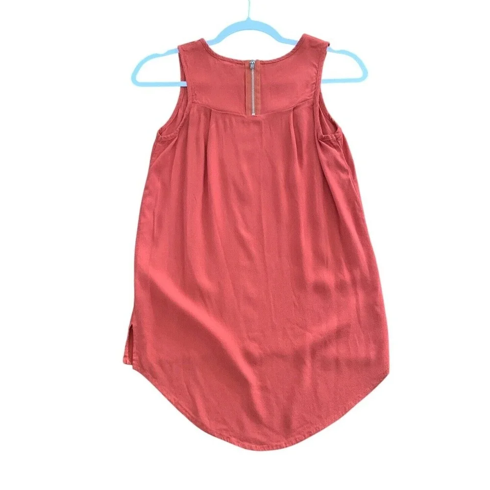 eyeshadows Lace Accent Tank Top Sleeveless Casual Blouse Coral Orange SM‎